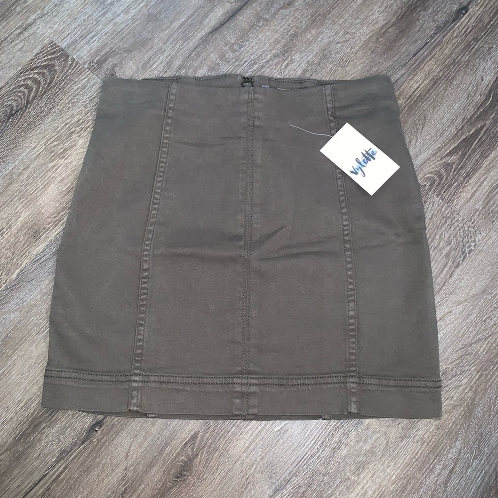 Vylette mini skirt